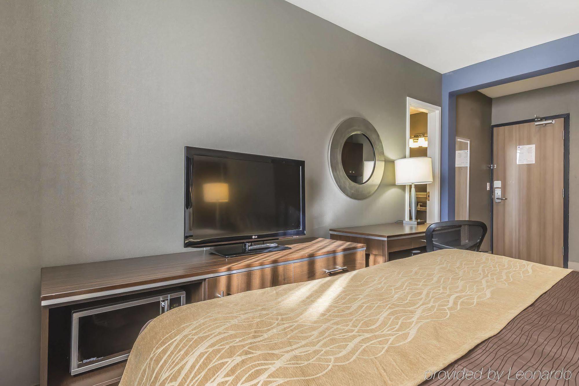Comfort Inn Toronto City Centre المظهر الخارجي الصورة