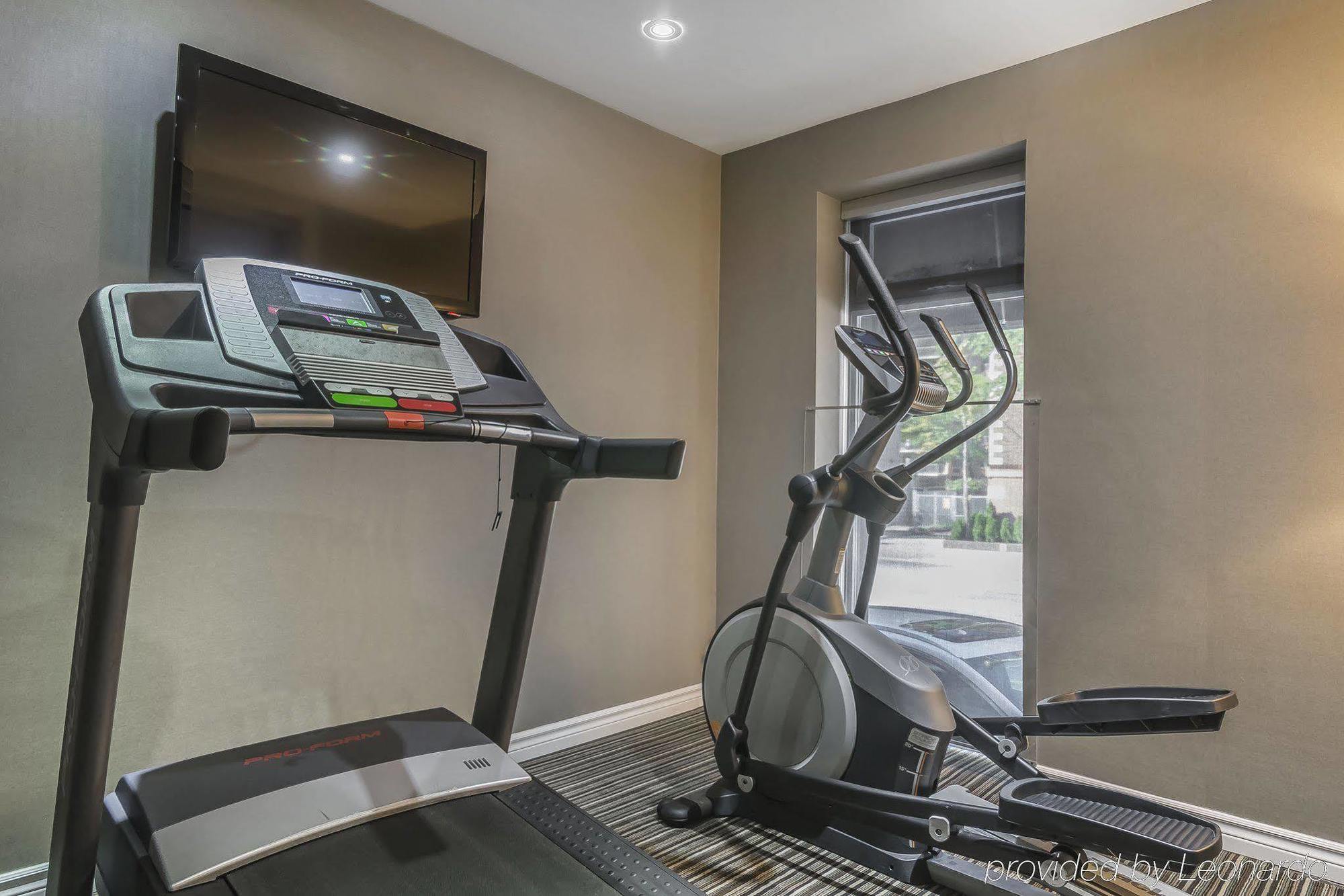 Comfort Inn Toronto City Centre المظهر الخارجي الصورة